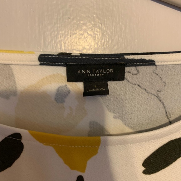Ann Taylor Factory Blouse - Picture 3 of 6